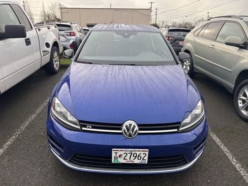 Used 2017 Volkswagen Golf R 4-Door image 2