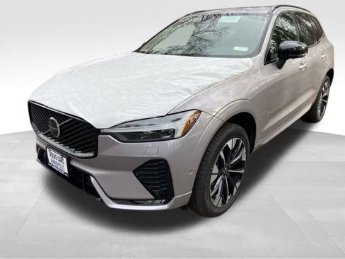 New 2026 Volvo XC60 B5 Plus w/ Climate Package AWD/4WD image 3