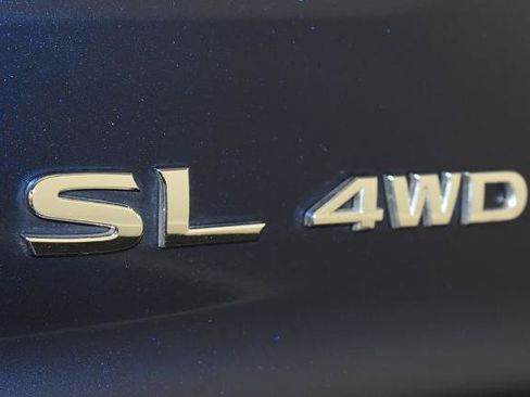 Certified 2025 Nissan Pathfinder SL AWD/4WD image 9