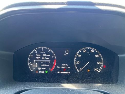 Used 2025 Honda CR-V EX-L image 9