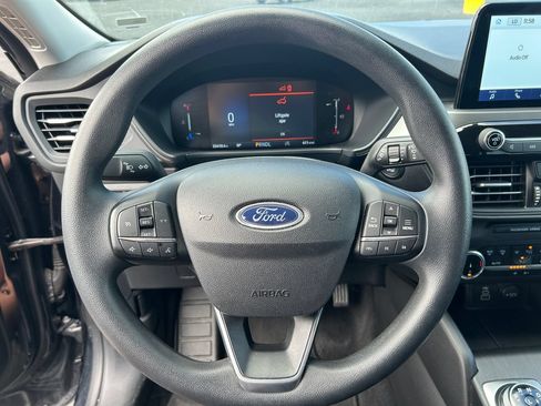 Used 2025 Ford Escape Active AWD/4WD image 20