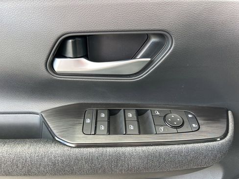 New 2026 Nissan Kicks SV w/ SV Premium Package image 18