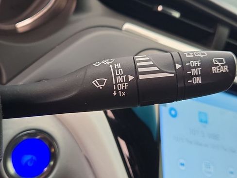 Used 2017 Chevrolet Bolt Premier w/ Driver Confidence II Package FWD image 16