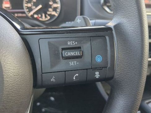 Certified 2023 Nissan Rogue SV FWD image 24
