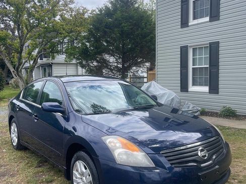 Used 2009 Nissan Altima 2.5 S w/ Convenience Pkg FWD image 1