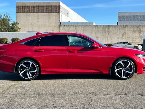 Used 2019 Honda Accord Sport image 6