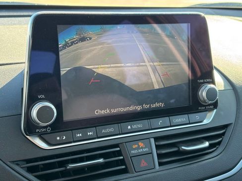 Used 2025 Nissan Altima 2.5 S image 14