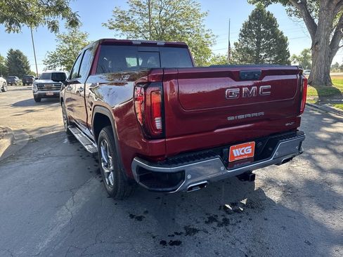 Used 2023 GMC Sierra 1500 SLT w/ SLT Premium Package AWD/4WD image 7