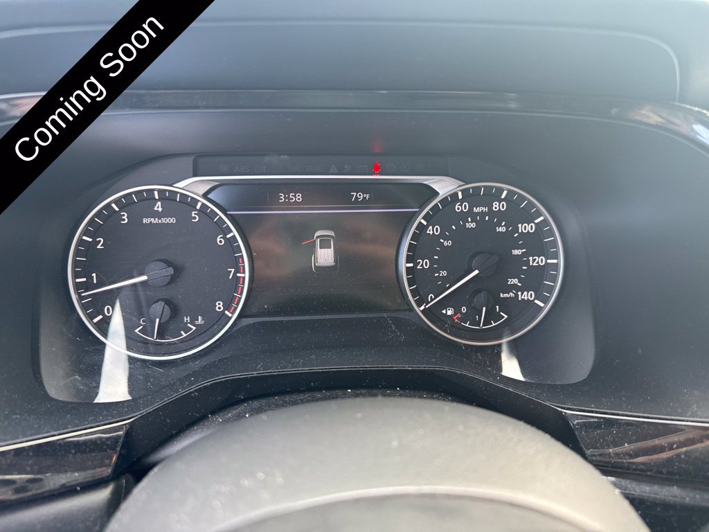 Used 2022 Nissan Pathfinder SL w/ SL Black Package FWD image 13