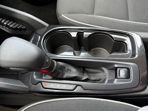 Used 2024 Chevrolet TrailBlazer LT w/ Driver Confidence Package image 50