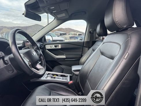 Used 2021 Ford Explorer Limited w/ Equipment Group 301A image 11