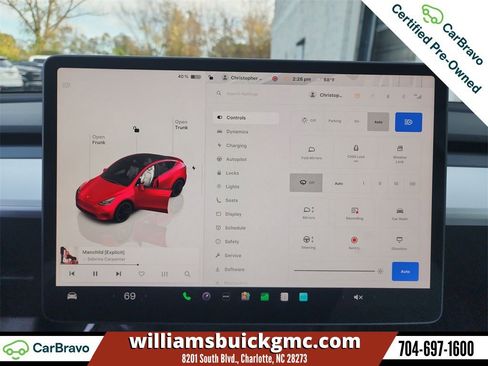 Used 2024 Tesla Model Y Performance image 12