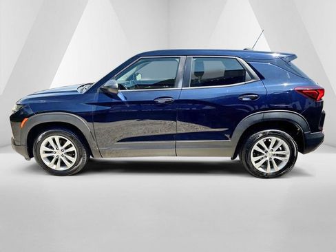 Used 2021 Chevrolet TrailBlazer LS FWD image 4