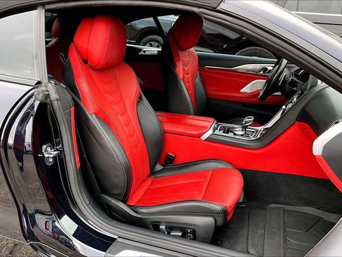 Used 2023 BMW M850i xDrive Convertible image 11