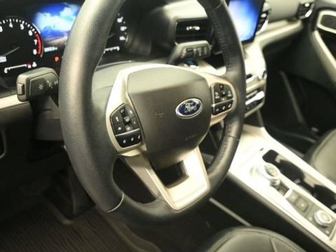 Certified 2023 Ford Explorer XLT w/ Equipment Group 202A AWD/4WD image 15