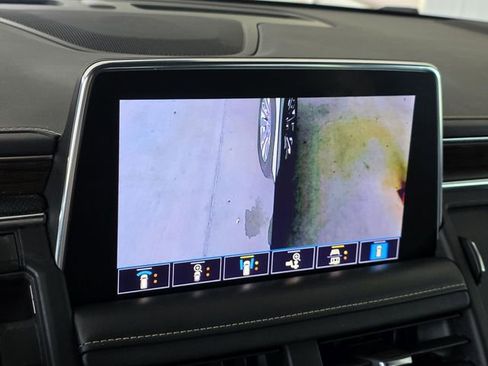 Used 2021 Chevrolet Tahoe Premier AWD/4WD image 25