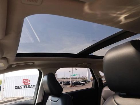 Used 2020 Ford Edge SEL w/ Convenience Package image 9