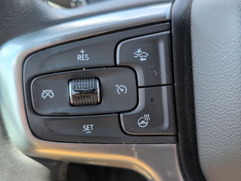 Used 2023 Chevrolet Silverado 1500 RST AWD/4WD image 15