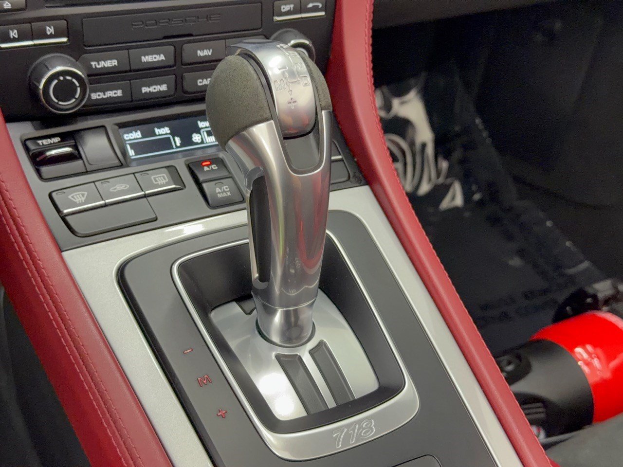 Certified 2023 Porsche 718 Boxster Spyder RWD image 18