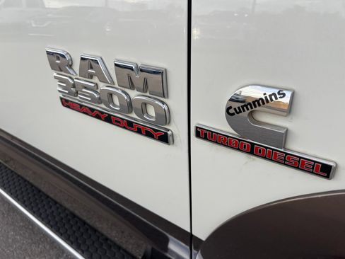 Used 2018 RAM 3500 Laramie AWD/4WD image 15