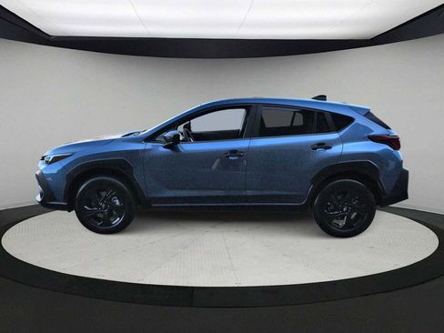 Used 2025 Subaru Crosstrek 2.0i image 5