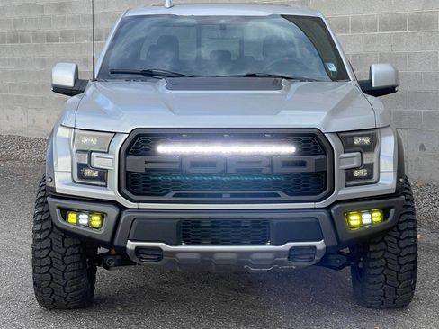 Used 2019 Ford F150 Raptor w/ Equipment Group 802A Luxury AWD/4WD image 11