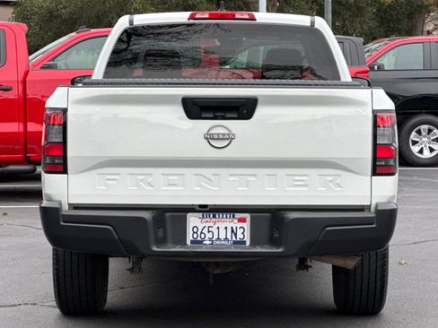 Used 2022 Nissan Frontier S image 4