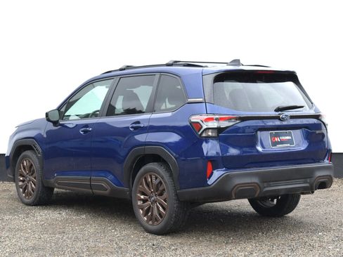 Used 2025 Subaru Forester Sport w/ Popular Package #1 AWD/4WD image 38