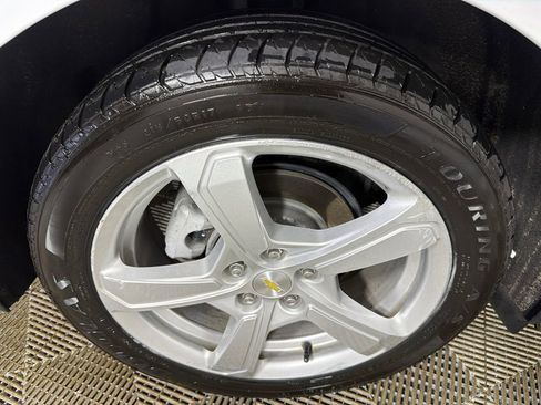 Used 2018 Chevrolet Volt LT image 17