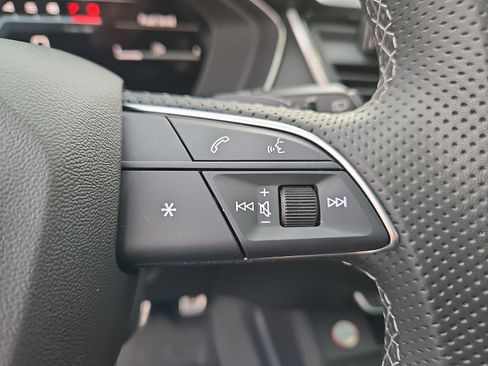 Used 2023 Audi Q5 2.0T Premium Plus w/ Premium Plus Package image 23