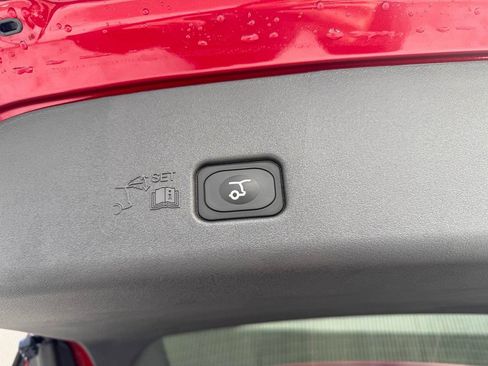 New 2026 Lincoln Nautilus Premier w/ Equipment Group 102A AWD/4WD image 19