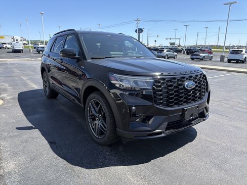 New 2026 Ford Explorer ST-Line AWD/4WD image 4