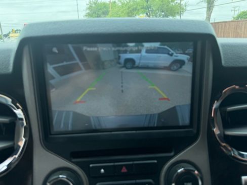 Used 2015 Ford F250 Platinum w/ FX4 Off-Road Package image 35