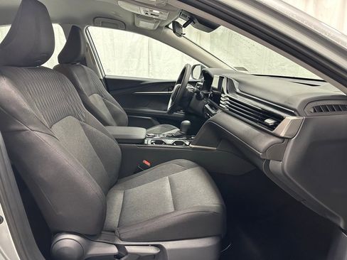 Used 2025 Toyota Camry LE image 61