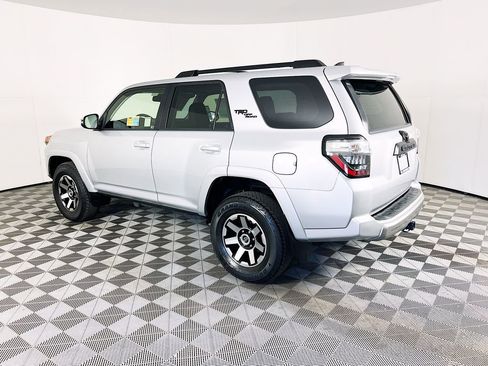 Used 2022 Toyota 4Runner TRD Off-Road Premium image 5