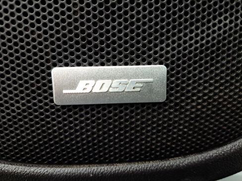 Certified 2022 GMC Acadia SLT w/ Technology Package image 34