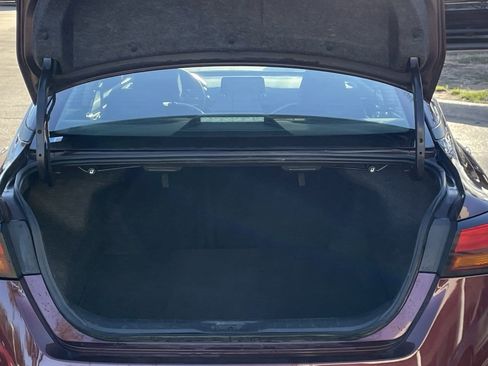 Used 2024 Nissan Altima 2.5 SV image 24