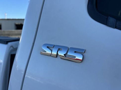 Used 2020 Toyota Tacoma SR5 image 31