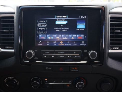 Used 2023 Nissan Frontier SV image 27