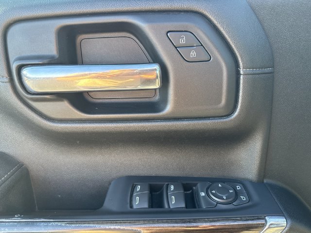 Certified 2022 Chevrolet Silverado 1500 RST AWD/4WD image 13
