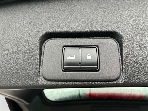 Certified 2023 Nissan Rogue SV w/ SV Premium B Package image 13