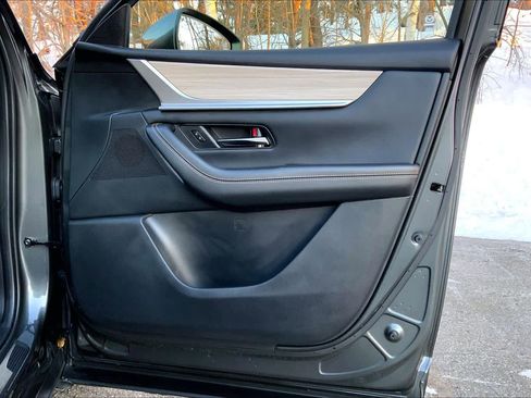 Used 2025 MAZDA CX-90 3.3 Turbo w/ Preferred Package image 23