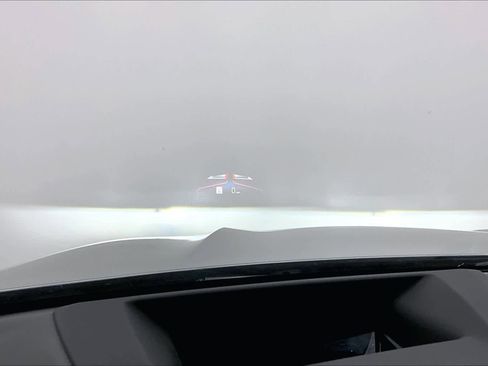 Used 2025 BMW X5 xDrive50e image 36