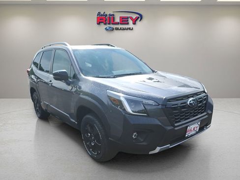 Used 2025 Subaru Forester Wilderness image 7