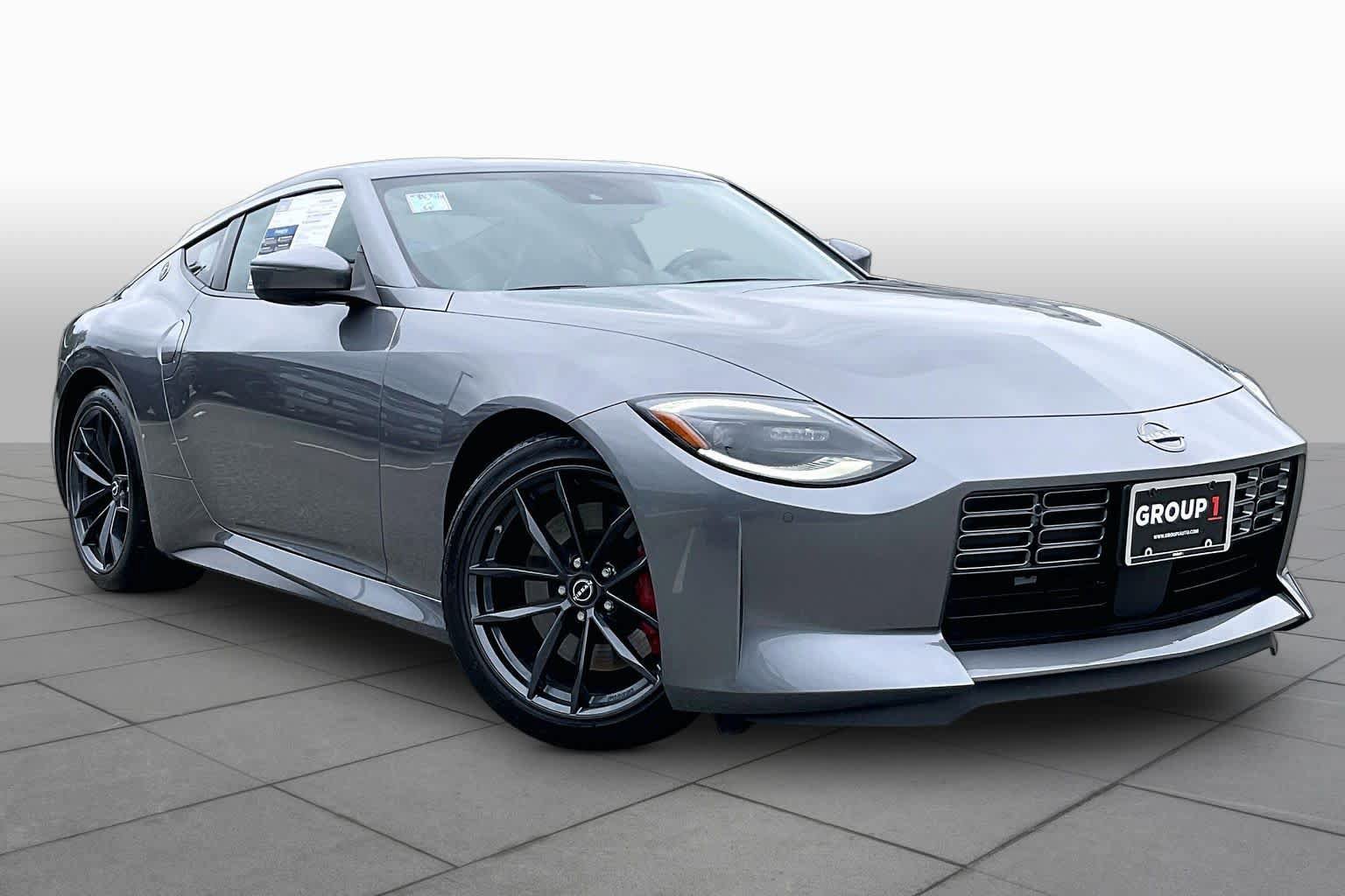 Used 2024 Nissan Z Performance w/ Floor Mat Package RWD image 2