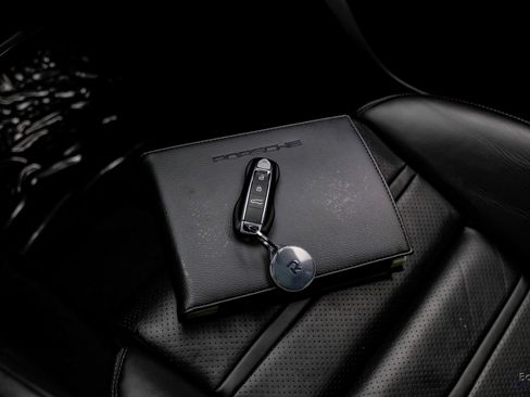 Used 2023 Porsche Cayenne image 91