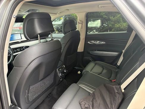 Used 2023 Genesis Electrified GV70 AWD/4WD image 7