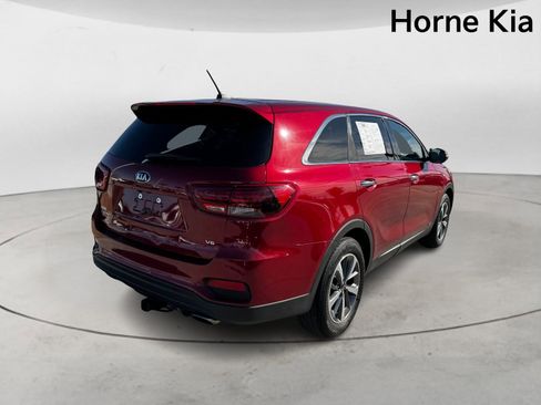 Used 2020 Kia Sorento AWD V6 image 4