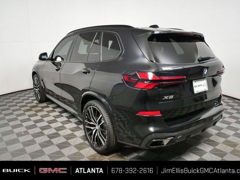 Used 2024 BMW X5 xDrive40i w/ M Sport Package AWD/4WD image 27