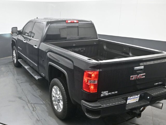 Used 2019 GMC Sierra 3500 Denali w/ Duramax Plus Package AWD/4WD image 37